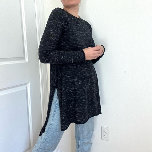 Zara Side Slit Long Sleeve Tunic Top - Picture 3 of 12